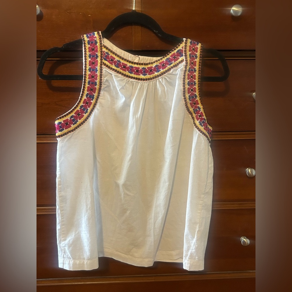 Old Navy Cotton Embroidered Trim
Sleeveless Top